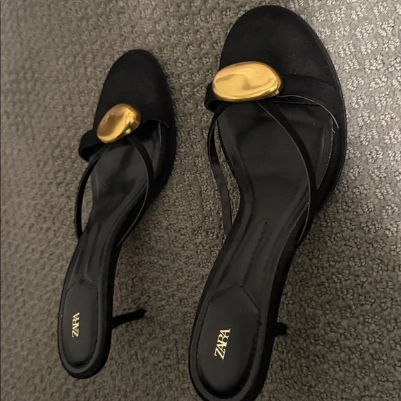 Zara Women's Black Mules with Gold Accent - Picture 2 of 4